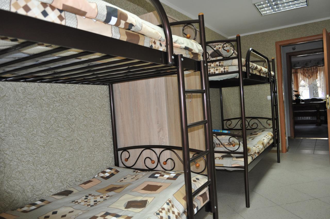Hostel Bayit Kremenchuk Bagian luar foto